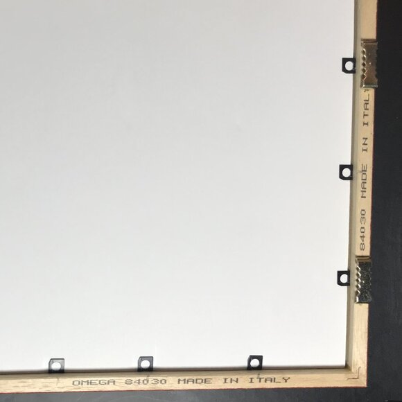 Vibrant Red Glossy Colorful Frame - Ready to Use - 8x10 - w/Hardware - New - Picture 10 of 15